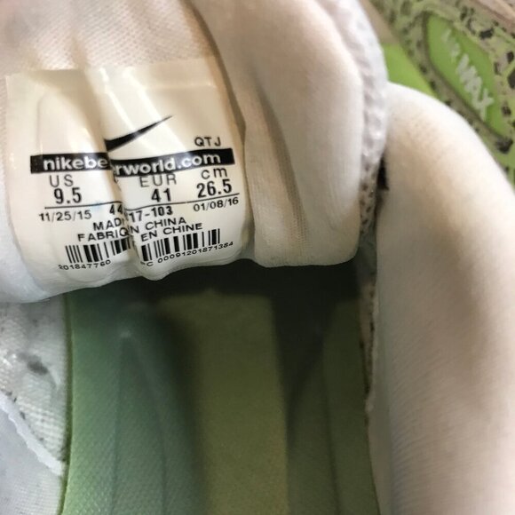 NIKE WOMENS AIR MAX 90 LEATHER SAFARI SNEAKER  SIZE 9.5 - Picture 9 of 9